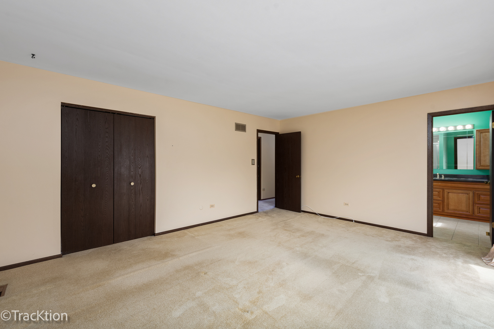 566 Cambridge Way, Bolingbrook, IL 60440