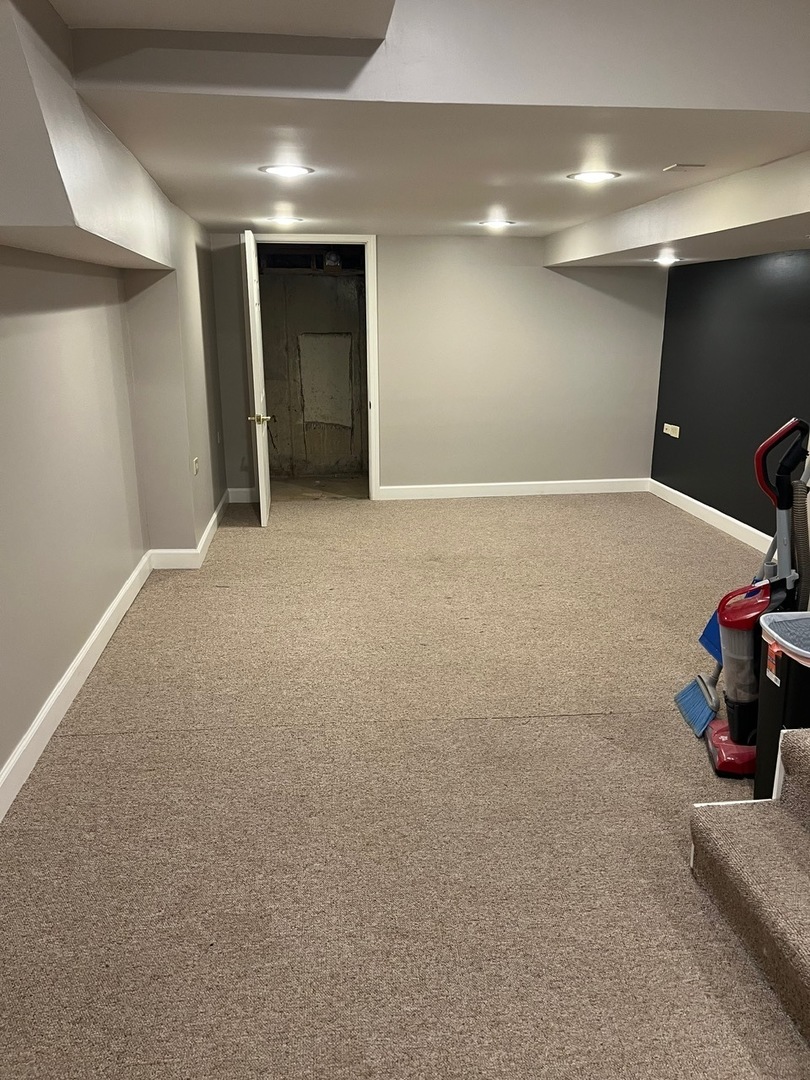 17926 Lahaigh Road, Homewood, IL 60430