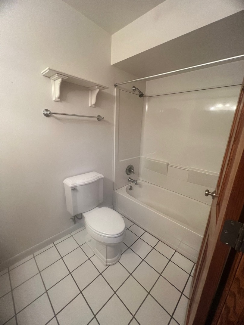 17926 Lahaigh Road, Homewood, IL 60430