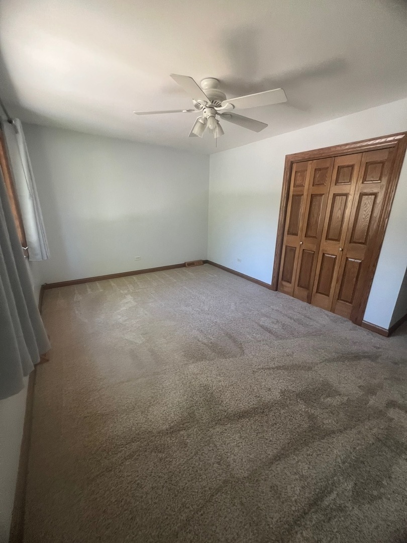 17926 Lahaigh Road, Homewood, IL 60430