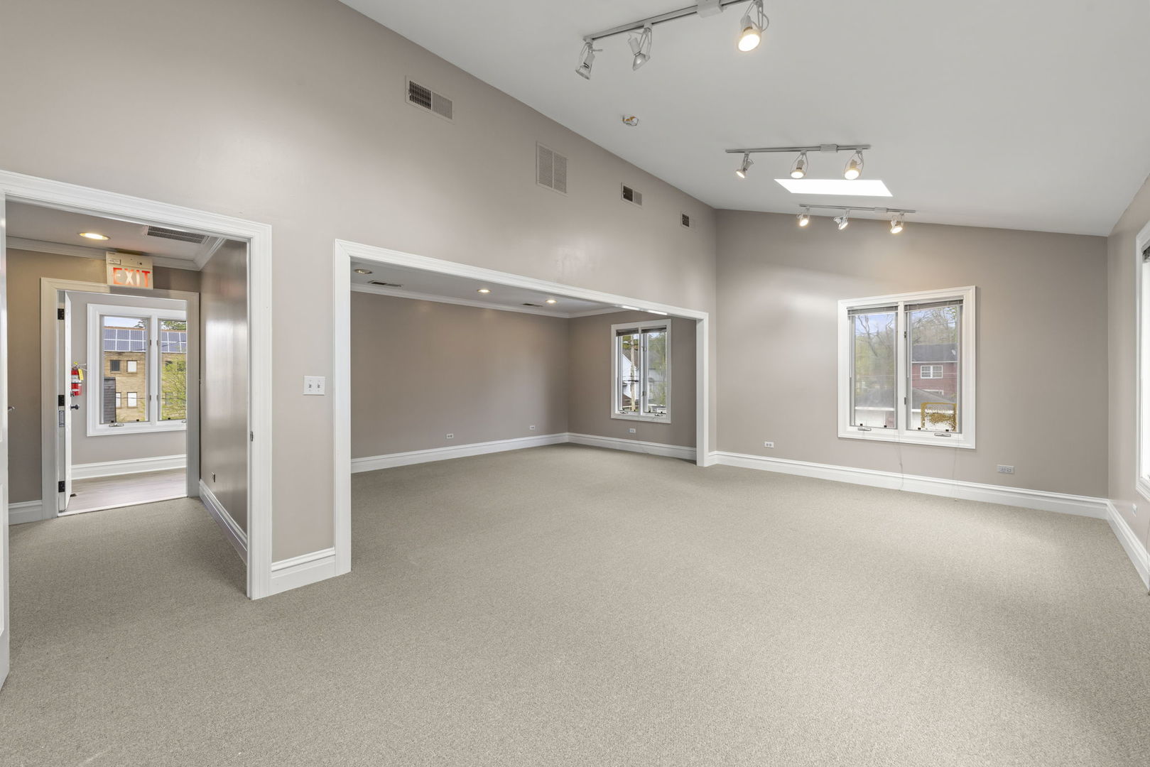 610 N Washington Street #2-1, Naperville, IL 60563