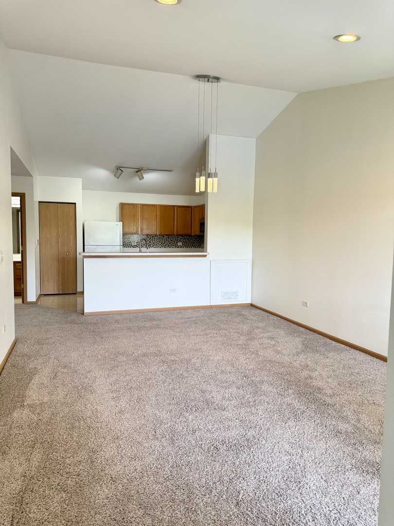 1580 Mcclure Road #1580, Aurora, IL 60505