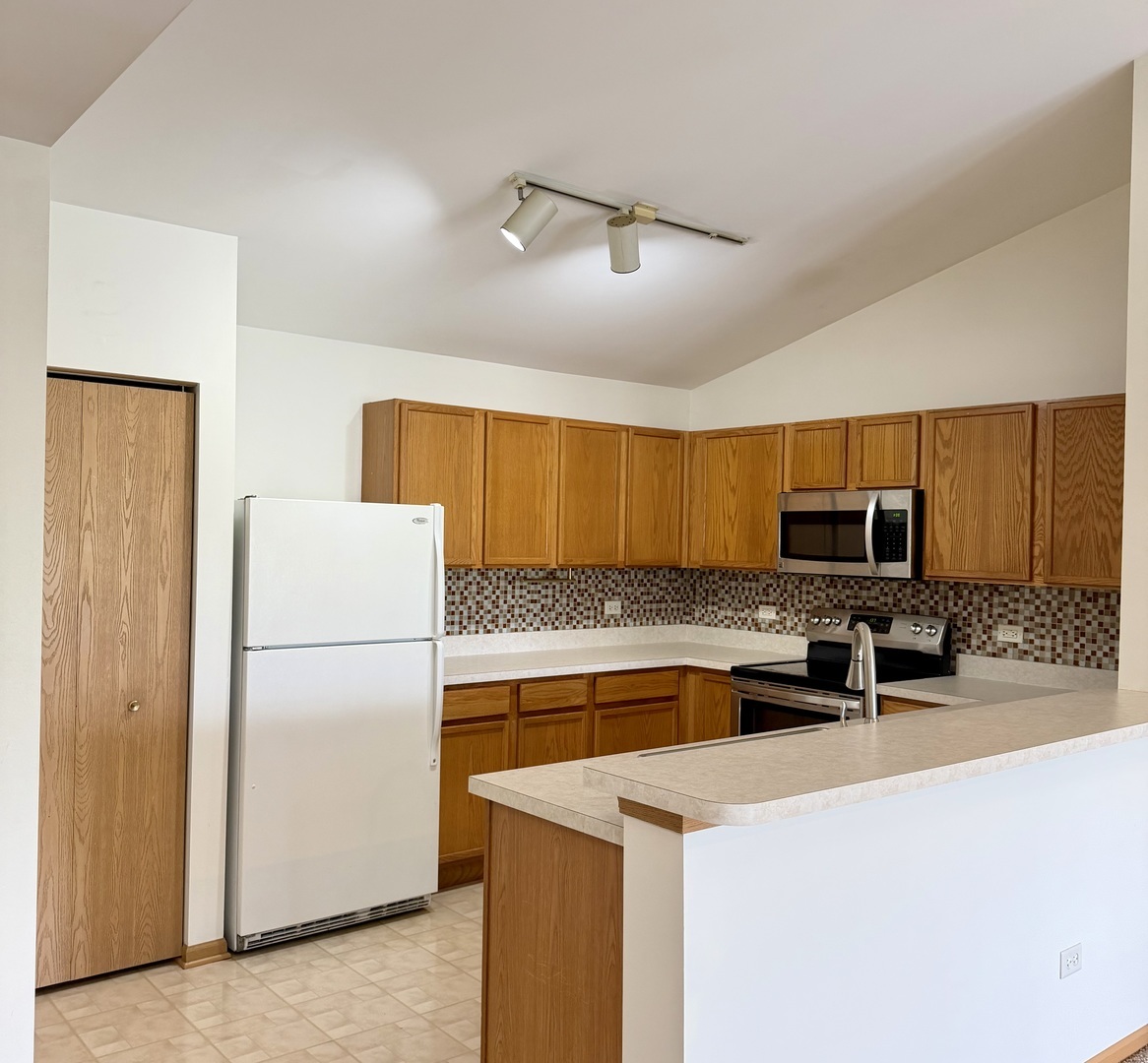 1580 Mcclure Road #1580, Aurora, IL 60505