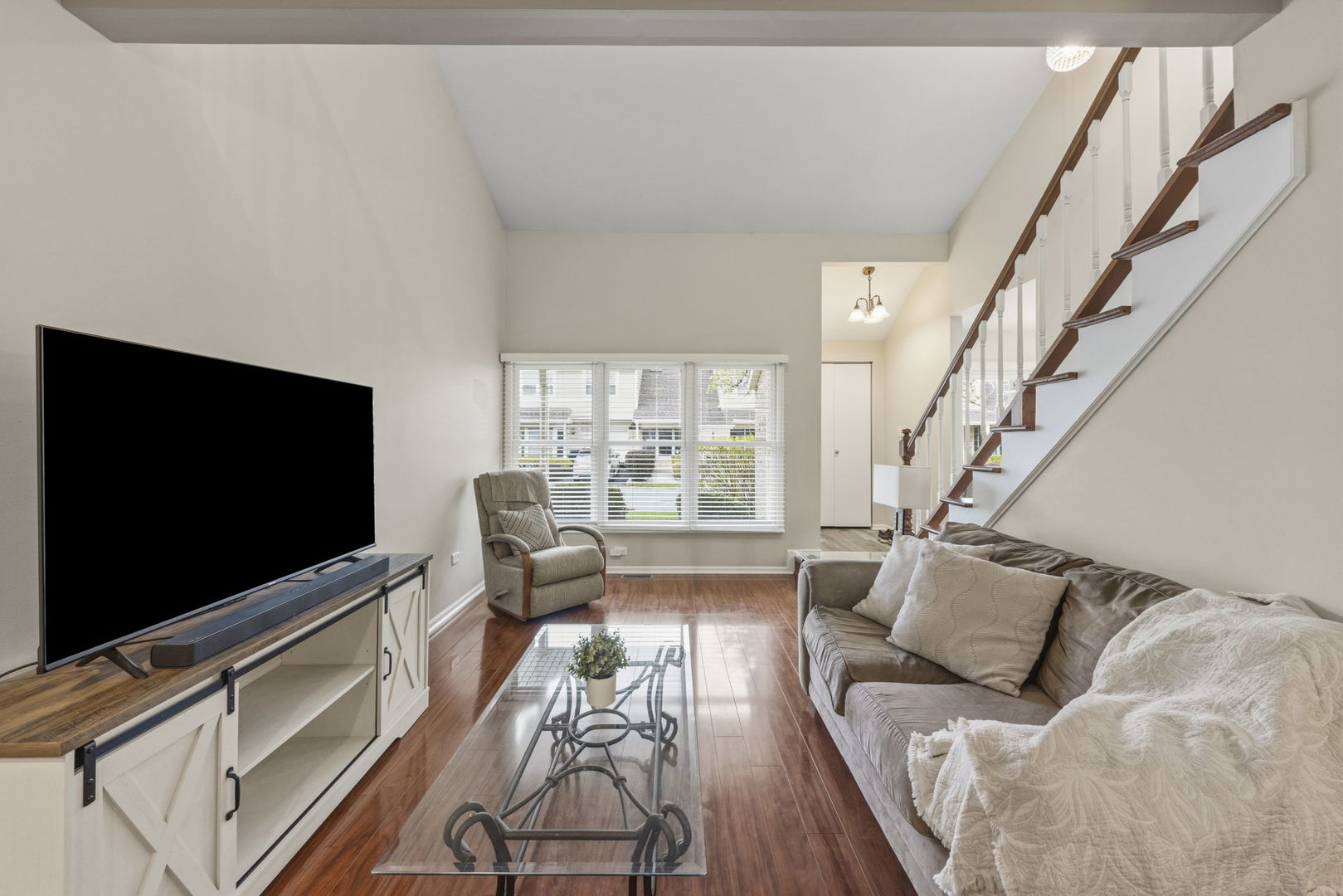 Naperville, IL 60565