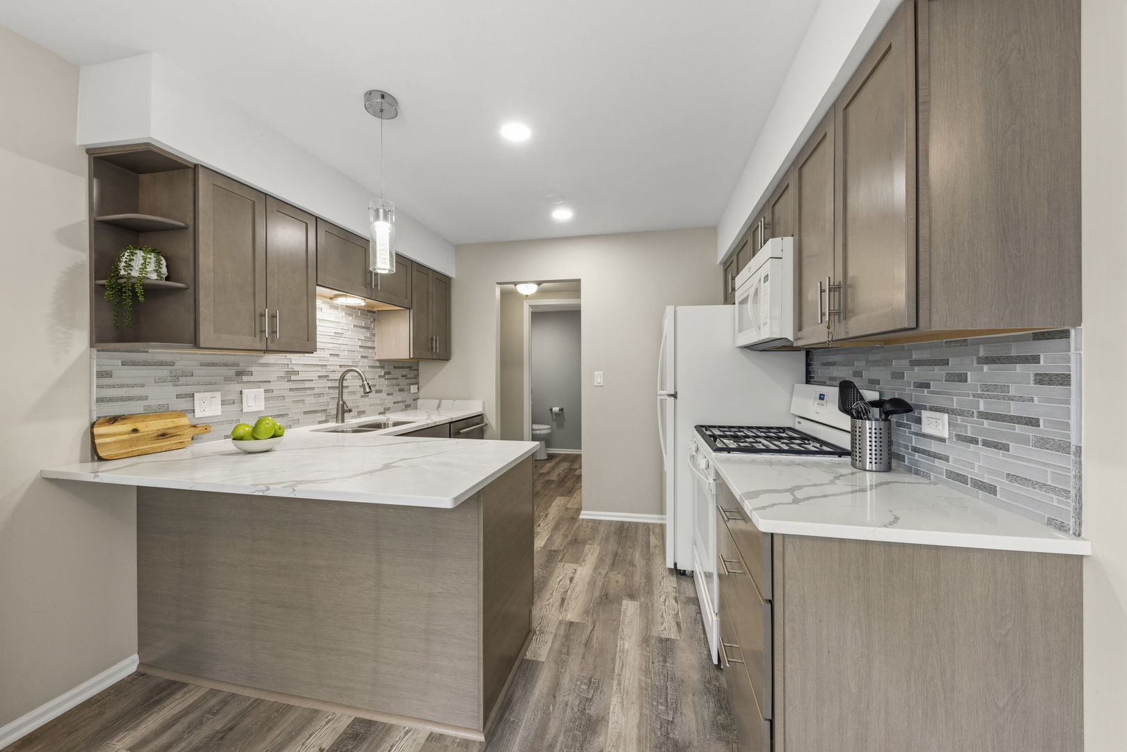 Naperville, IL 60565