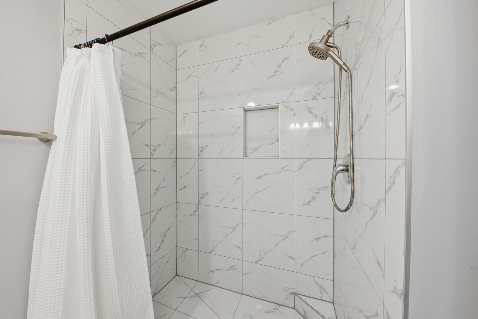 Naperville, IL 60565