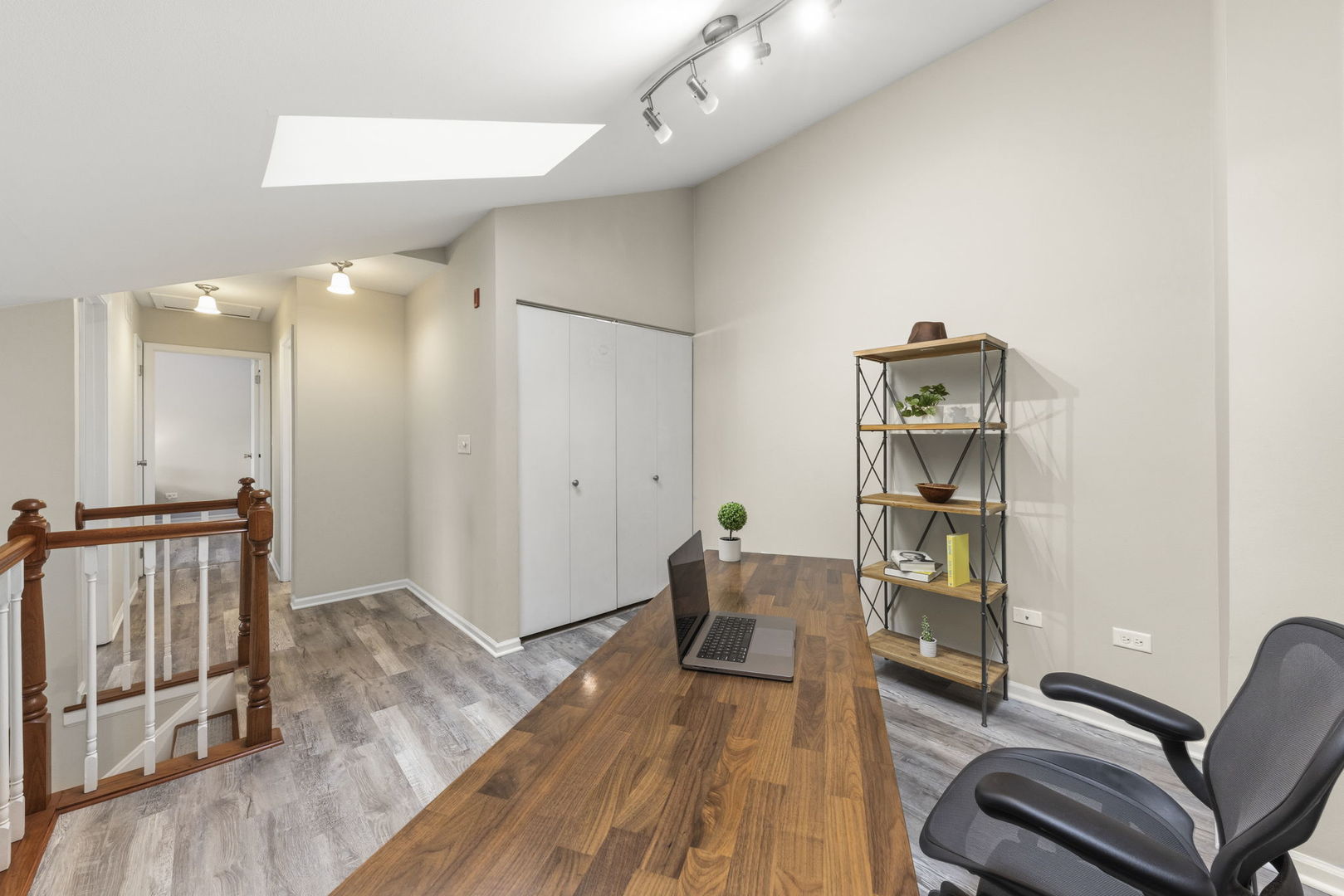 Naperville, IL 60565