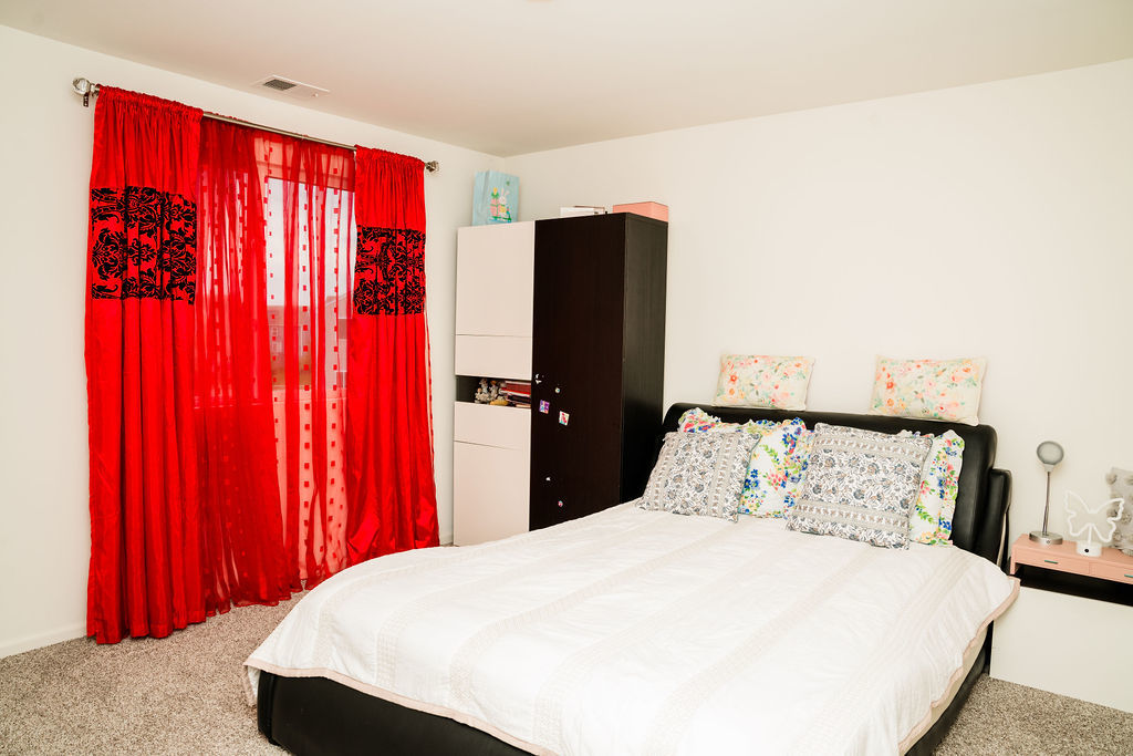 508 Sequoia Court, Oswego, IL 60543