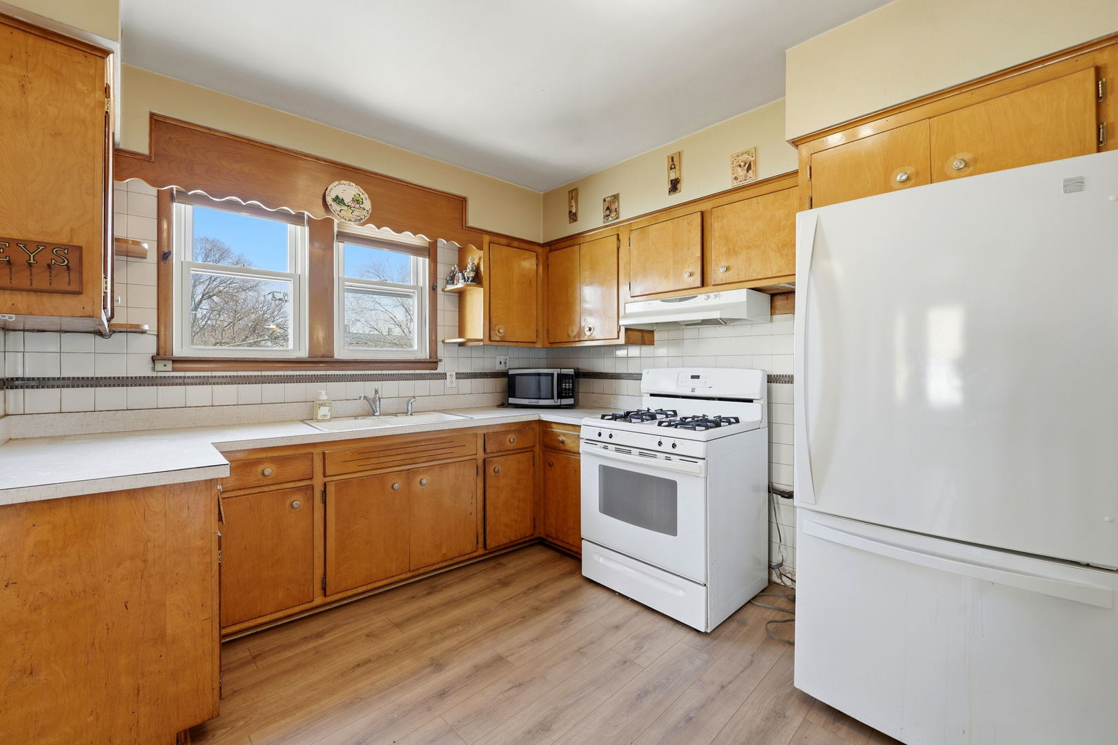 2111 Main Street, Melrose Park, IL 60160