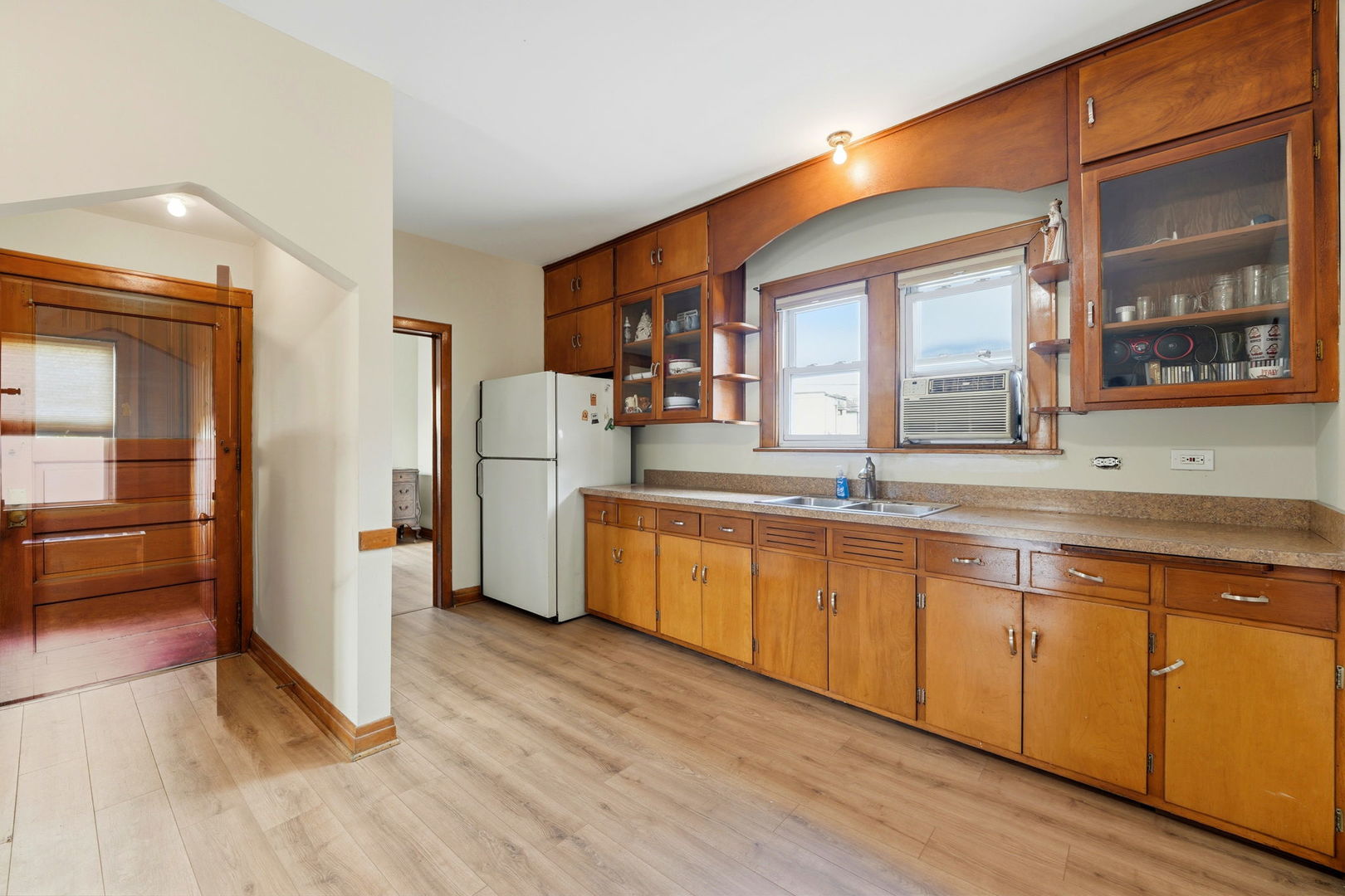 2111 Main Street, Melrose Park, IL 60160