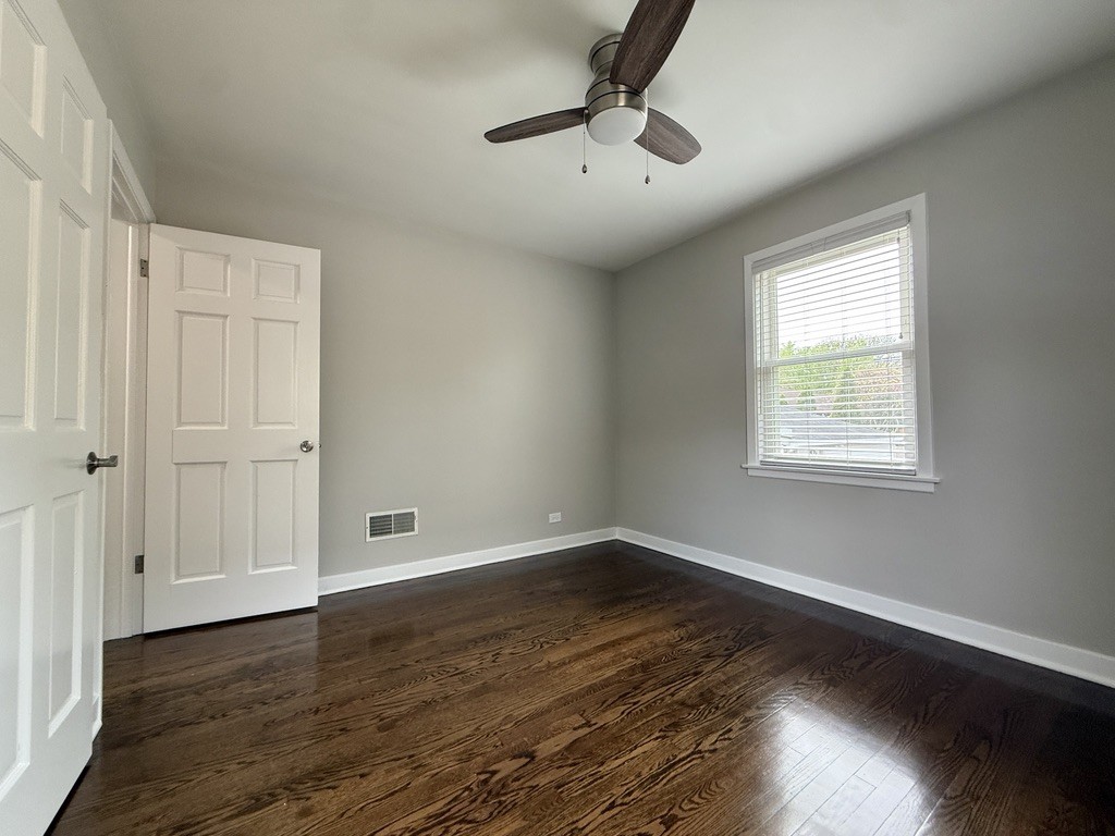 812 S Catherine Avenue, La Grange, IL 60525