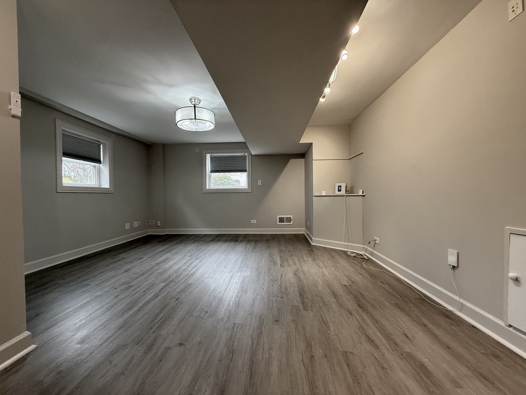 812 S Catherine Avenue, La Grange, IL 60525