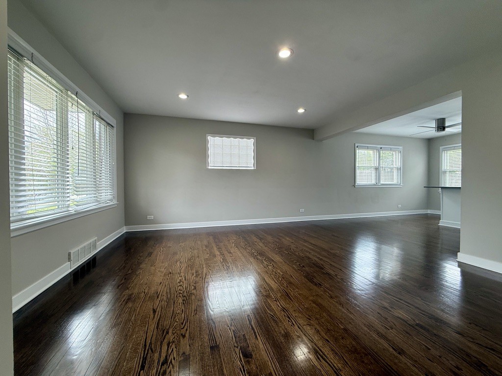 812 S Catherine Avenue, La Grange, IL 60525