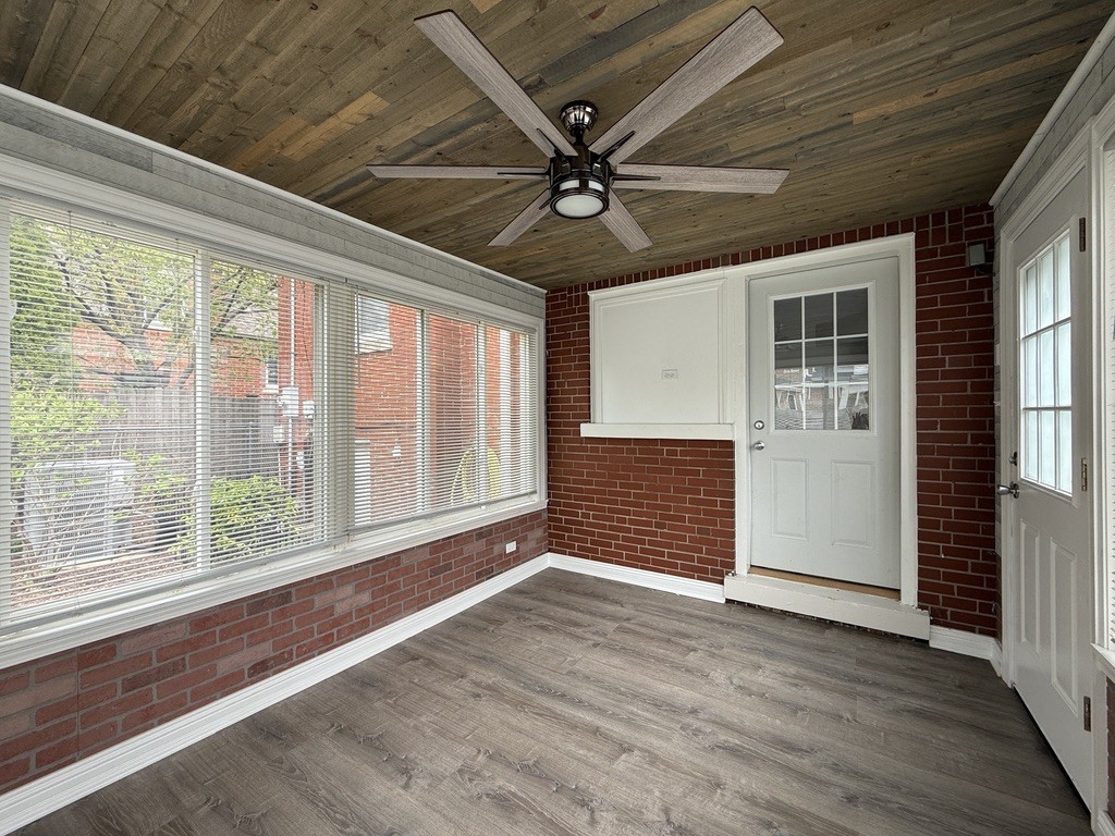 812 S Catherine Avenue, La Grange, IL 60525