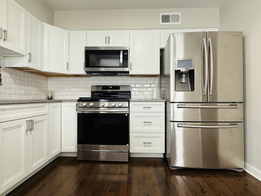 812 S Catherine Avenue, La Grange, IL 60525