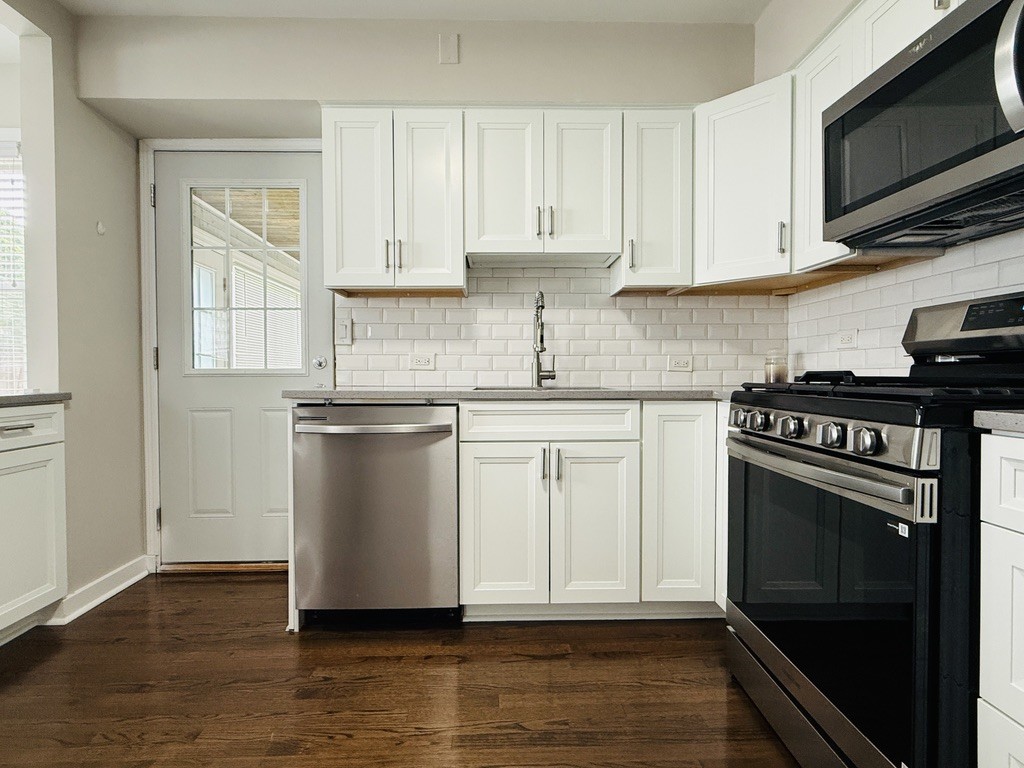 812 S Catherine Avenue, La Grange, IL 60525