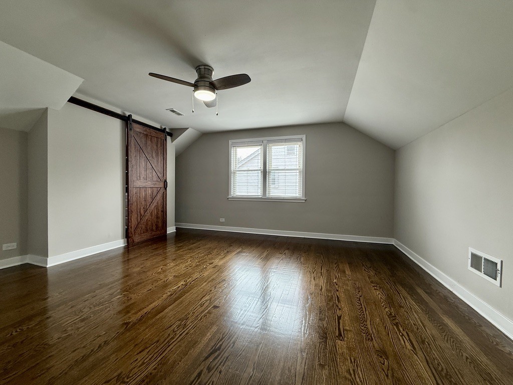 812 S Catherine Avenue, La Grange, IL 60525