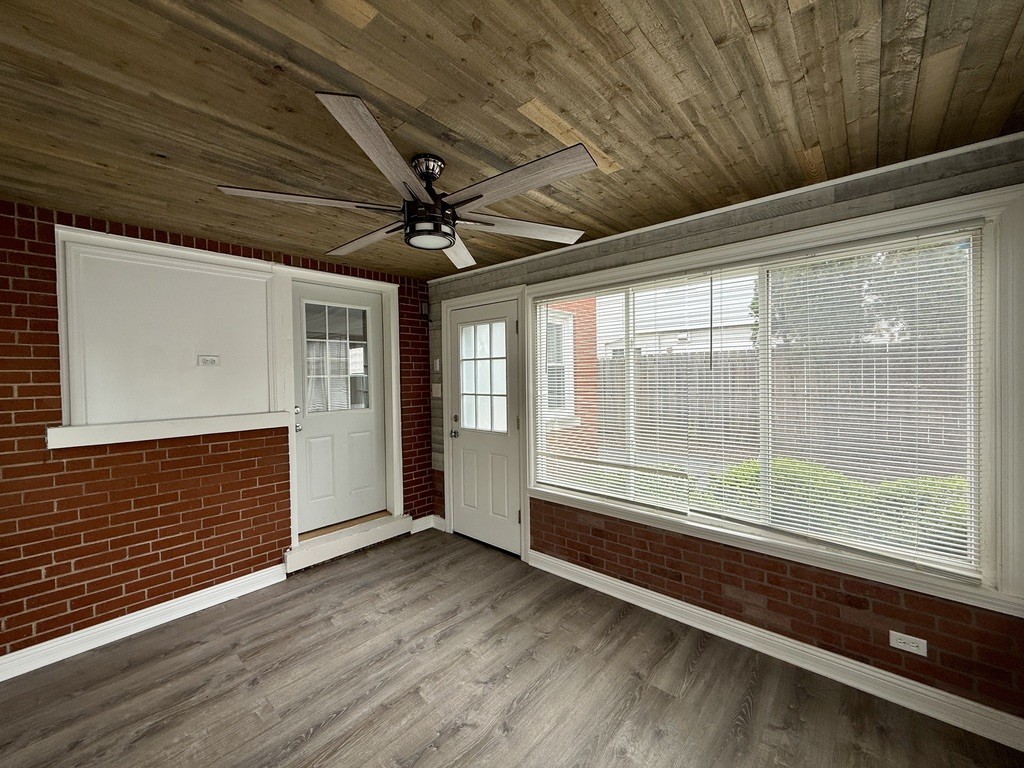 812 S Catherine Avenue, La Grange, IL 60525