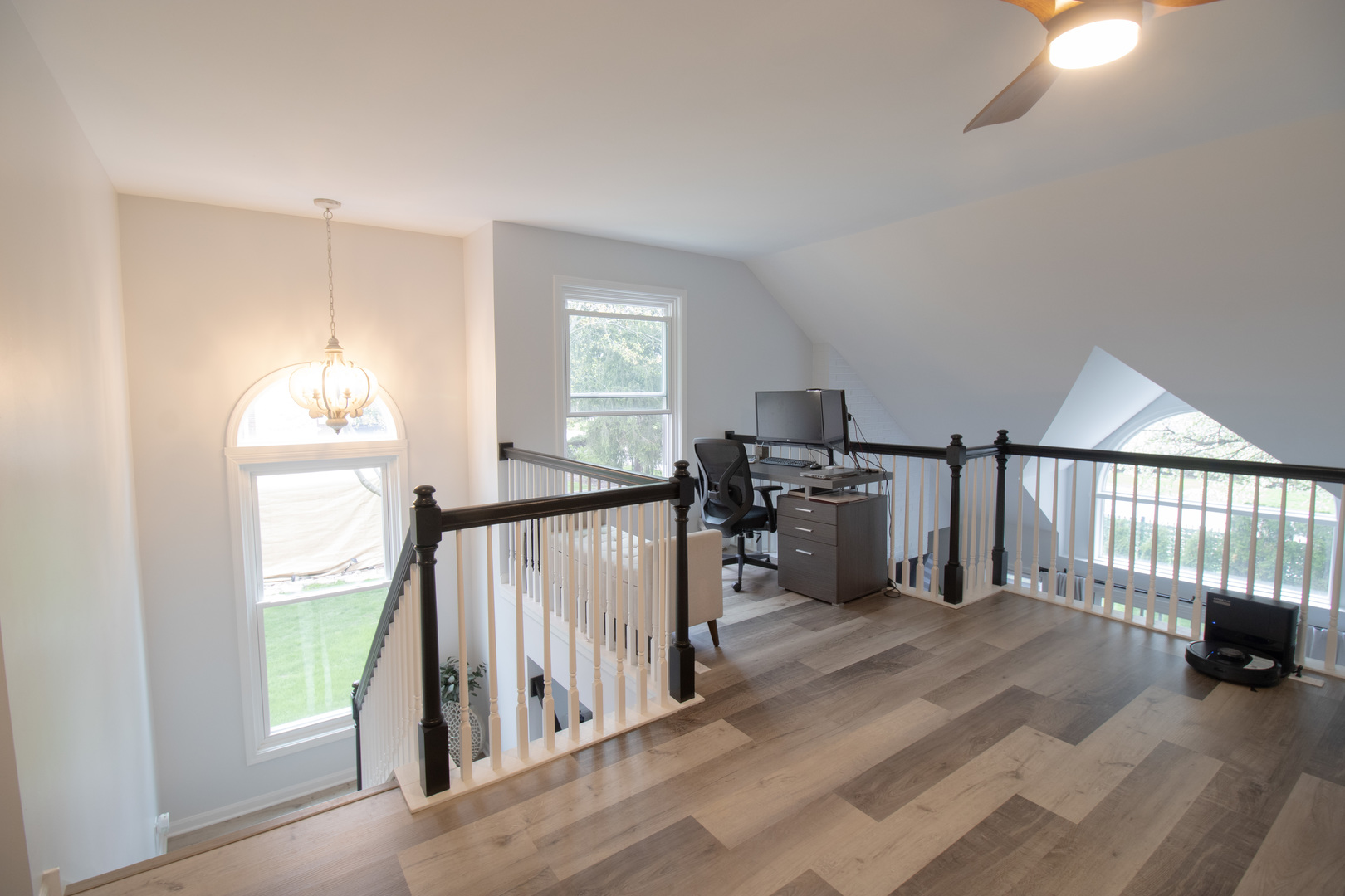 Arlington Heights, IL 60005