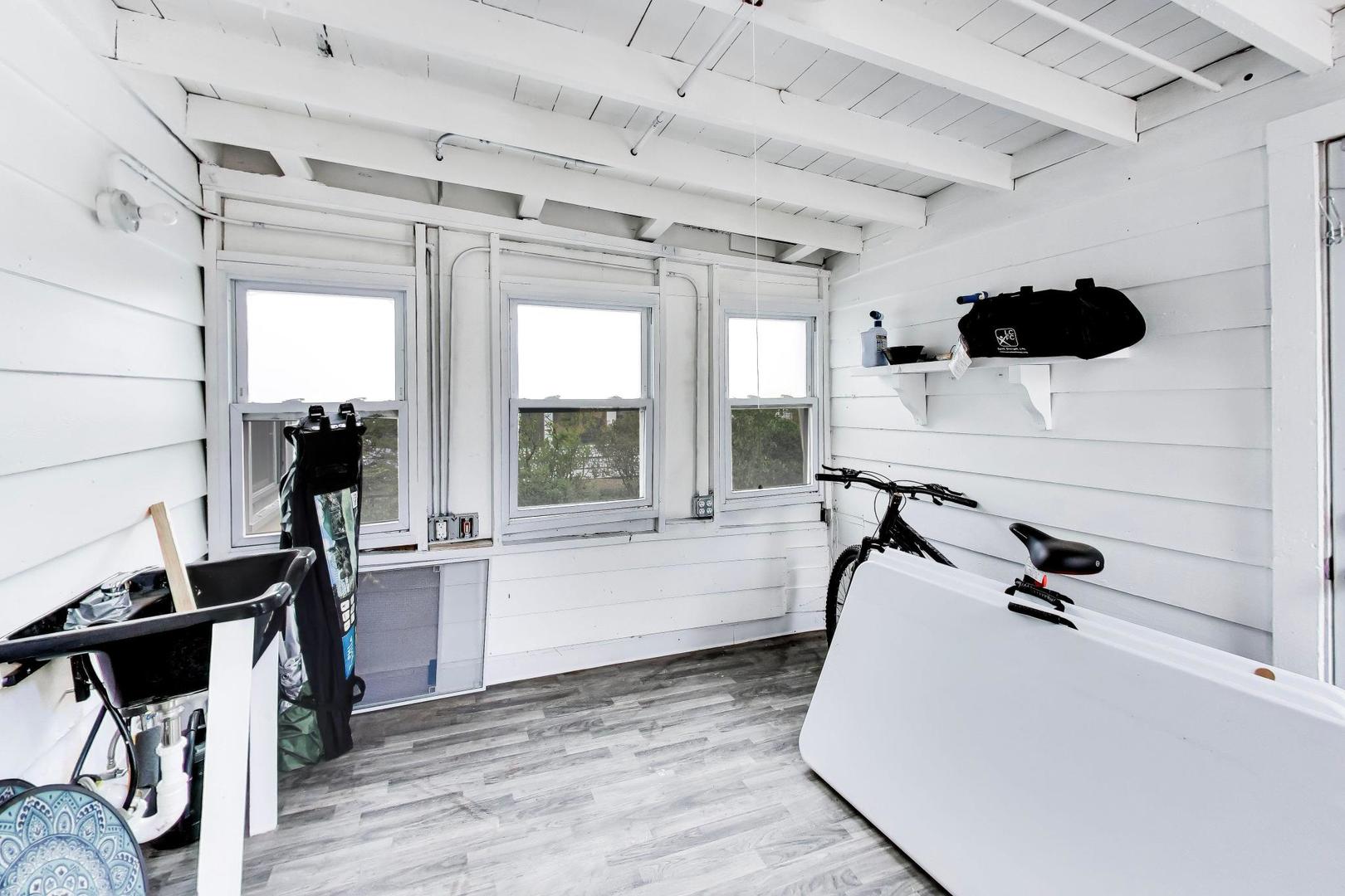 18532 Klimm Avenue, Homewood, IL 60430