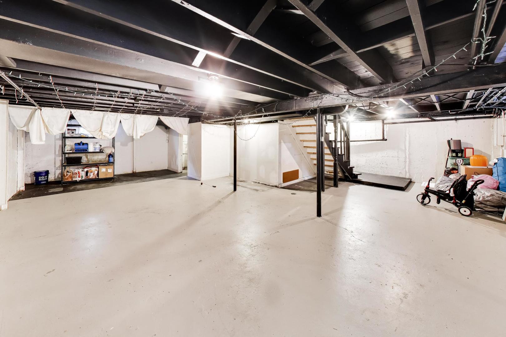 18532 Klimm Avenue, Homewood, IL 60430