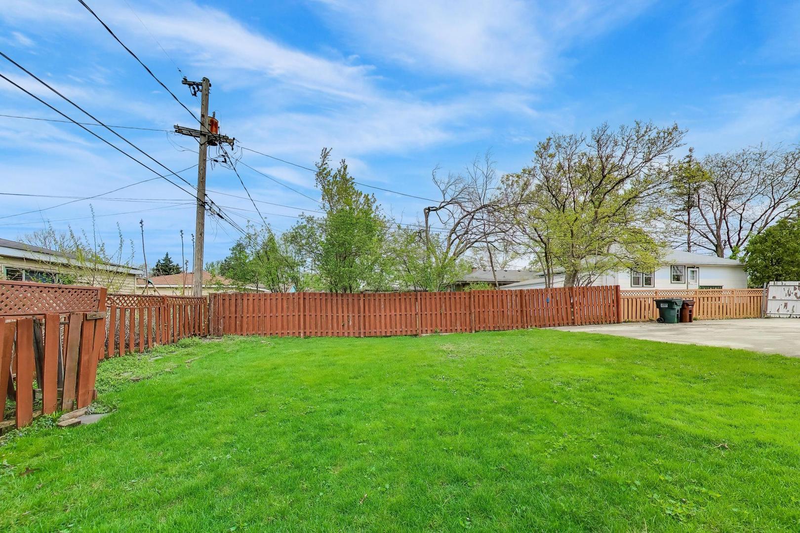 18532 Klimm Avenue, Homewood, IL 60430