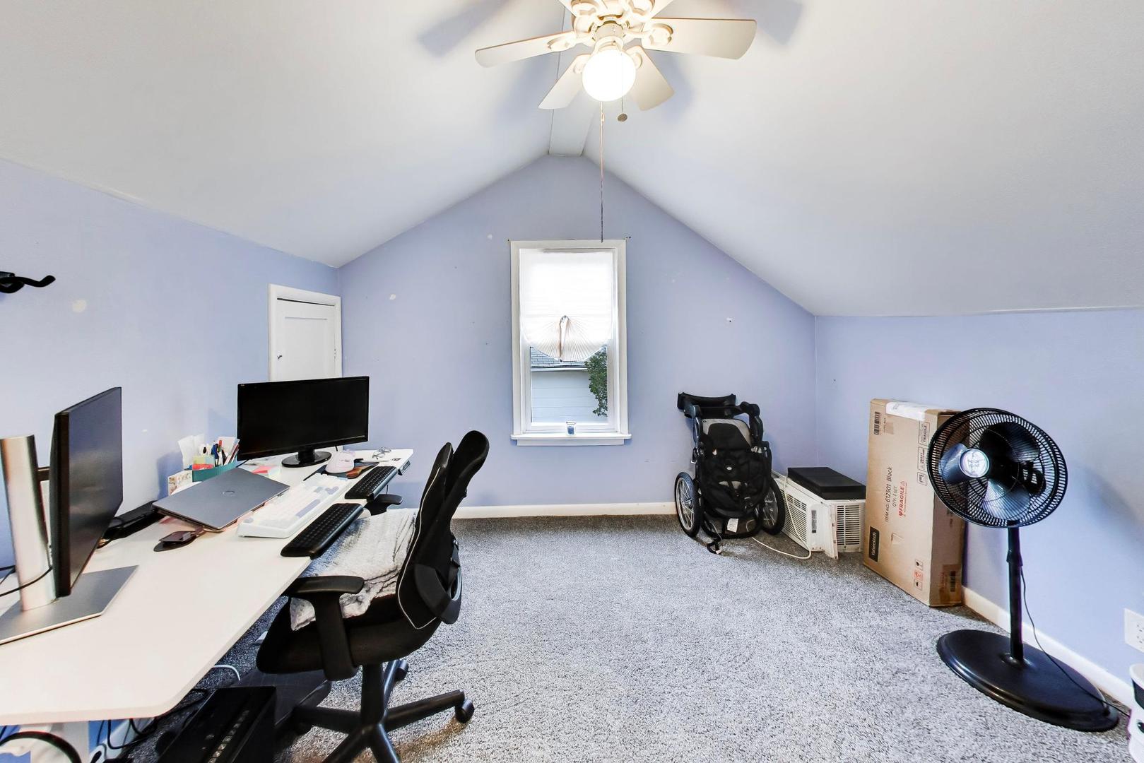 18532 Klimm Avenue, Homewood, IL 60430