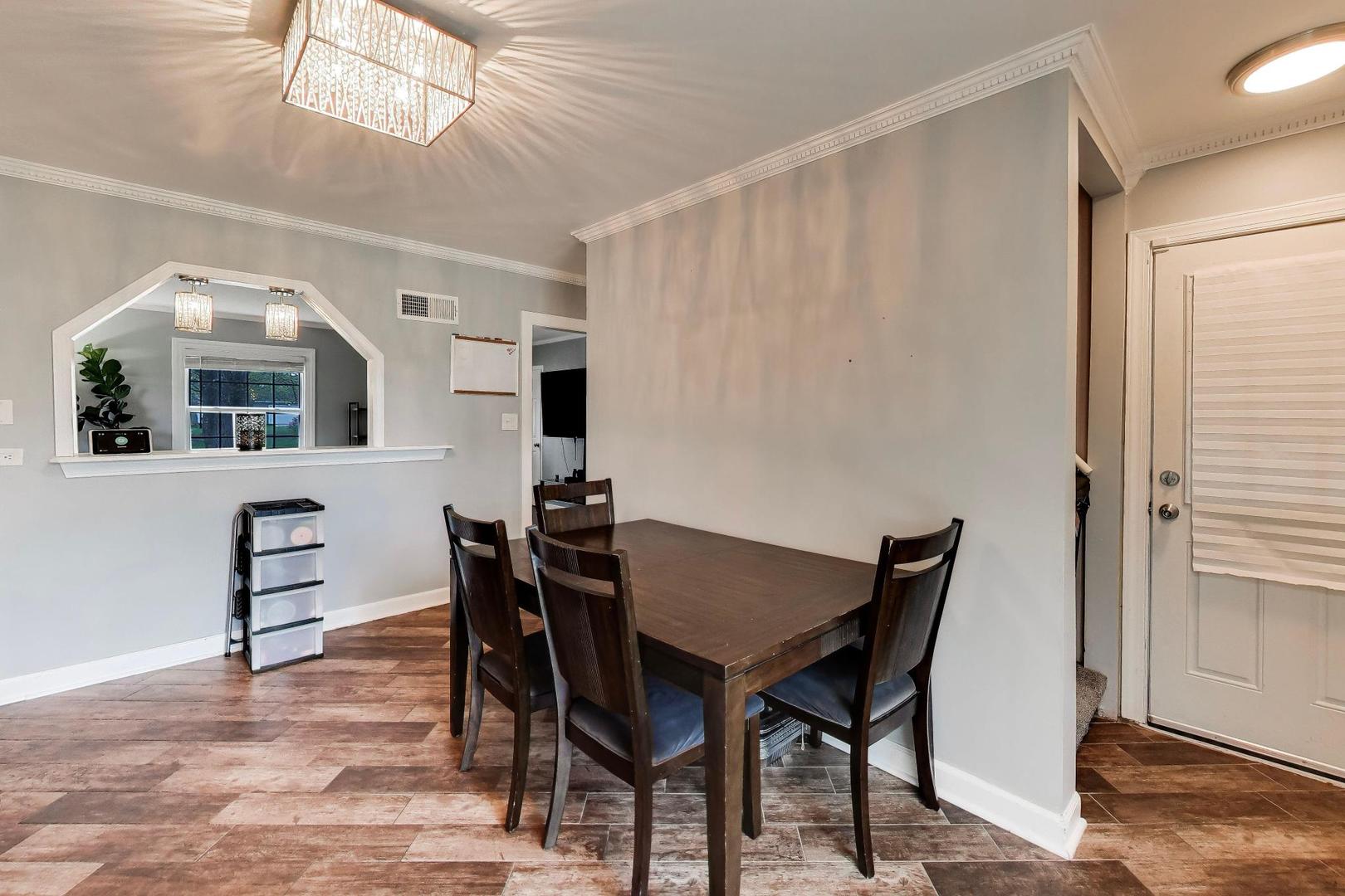 18532 Klimm Avenue, Homewood, IL 60430