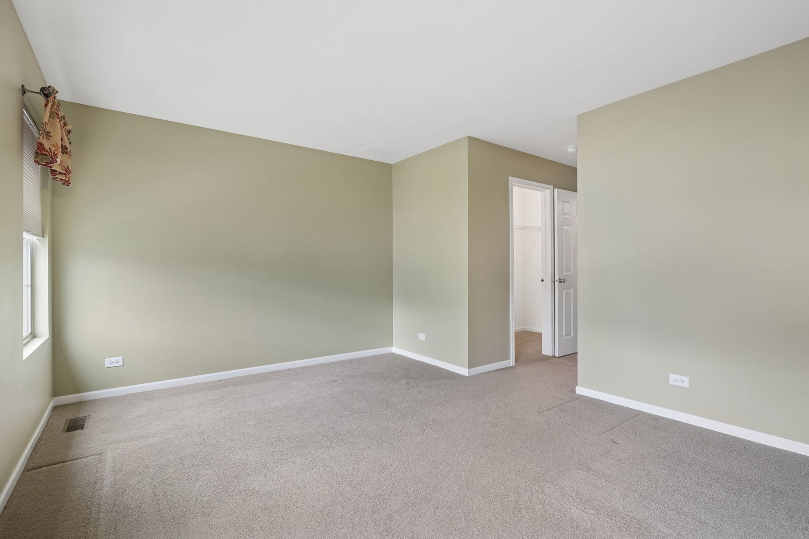 0N083 Vermont Court, Winfield, IL 60190