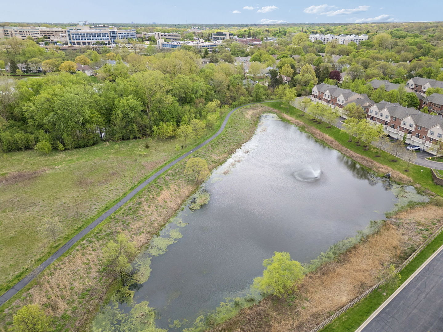 0N083 Vermont Court, Winfield, IL 60190