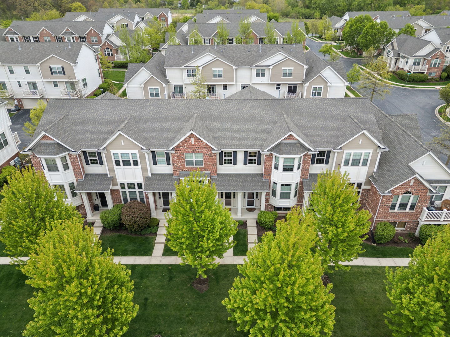 0N083 Vermont Court, Winfield, IL 60190