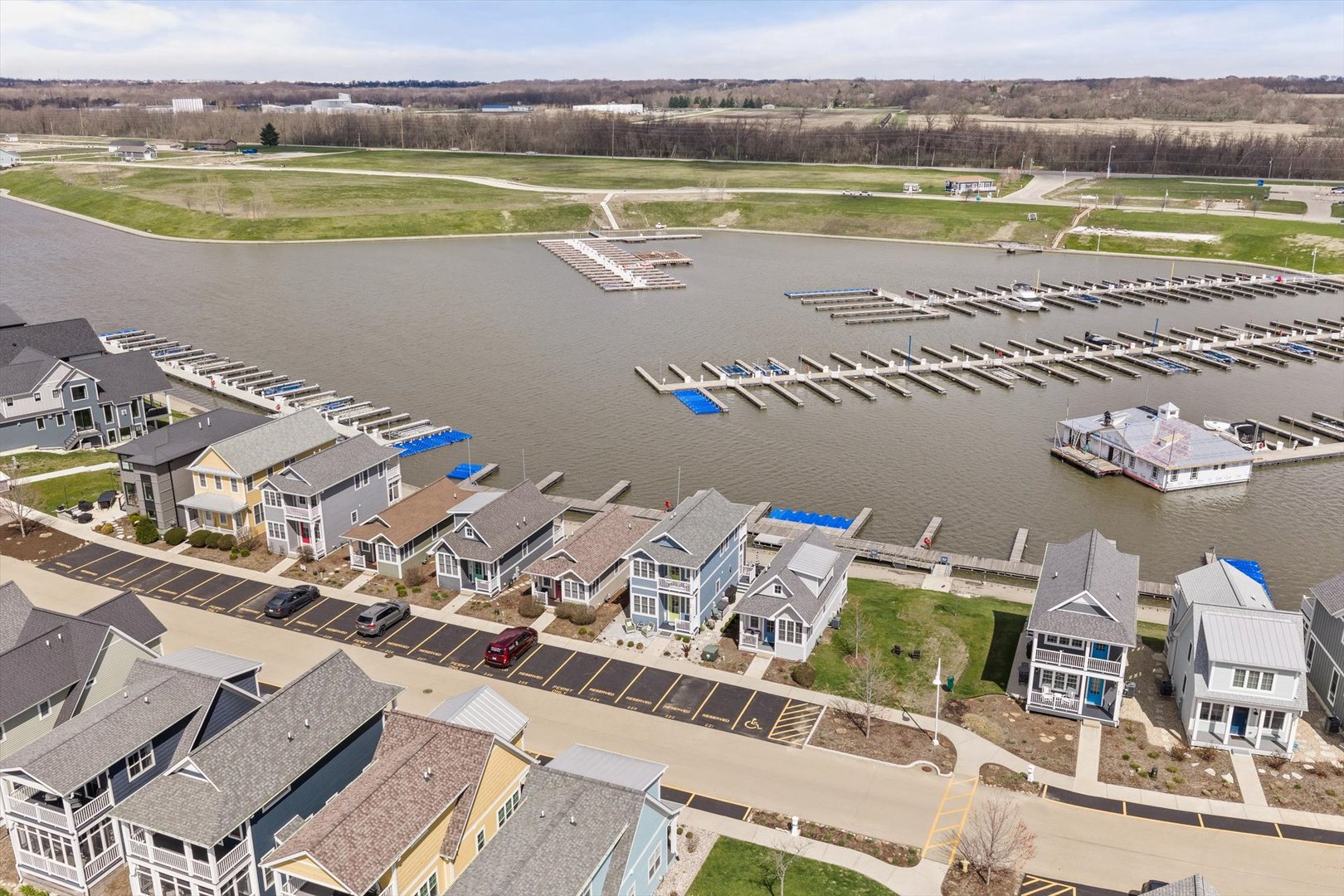 224 Leeward Way, Ottawa, IL 61350