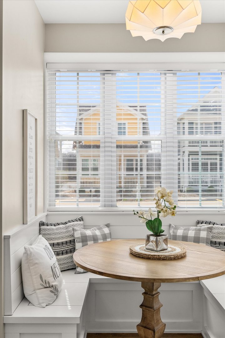 224 Leeward Way, Ottawa, IL 61350