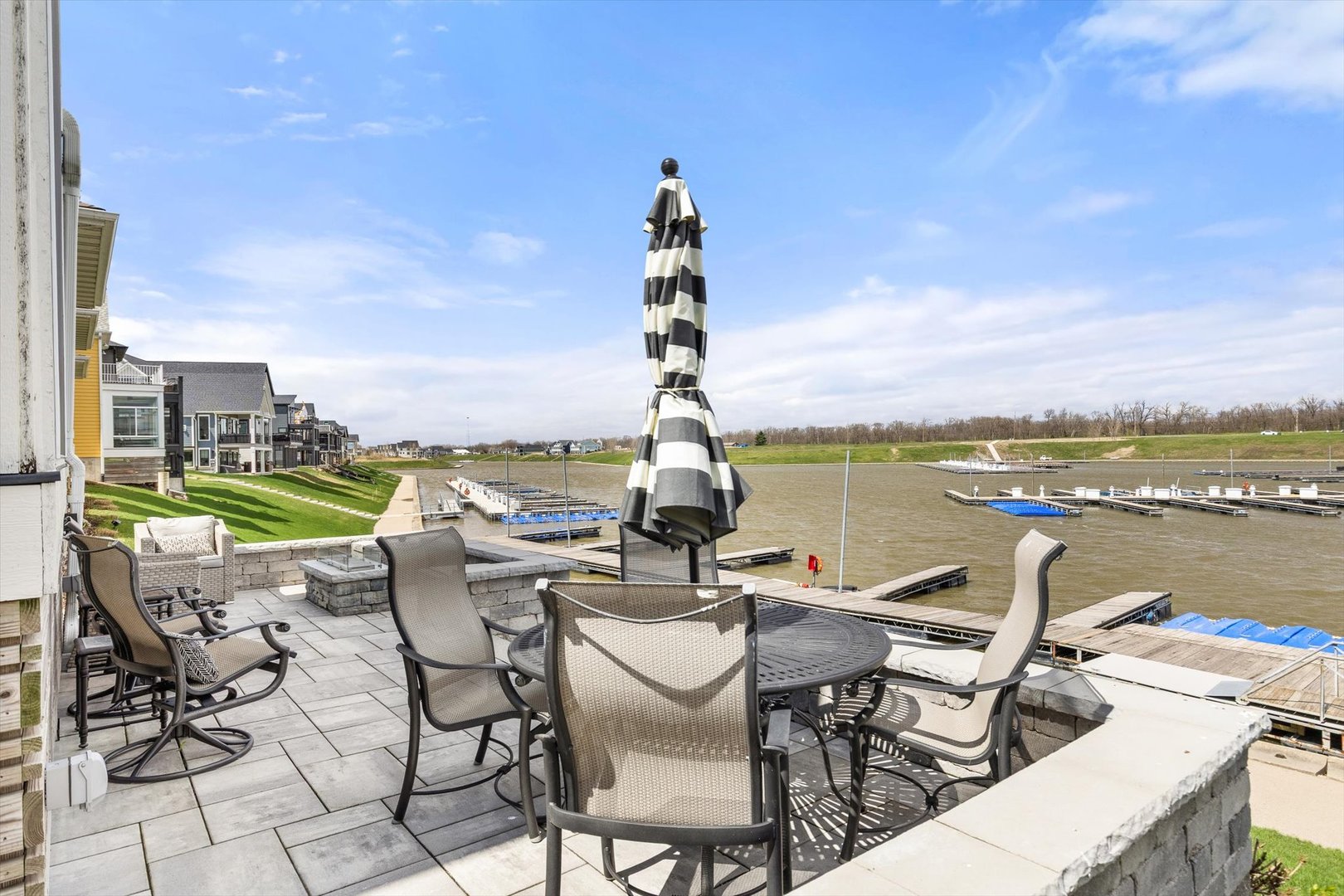 224 Leeward Way, Ottawa, IL 61350