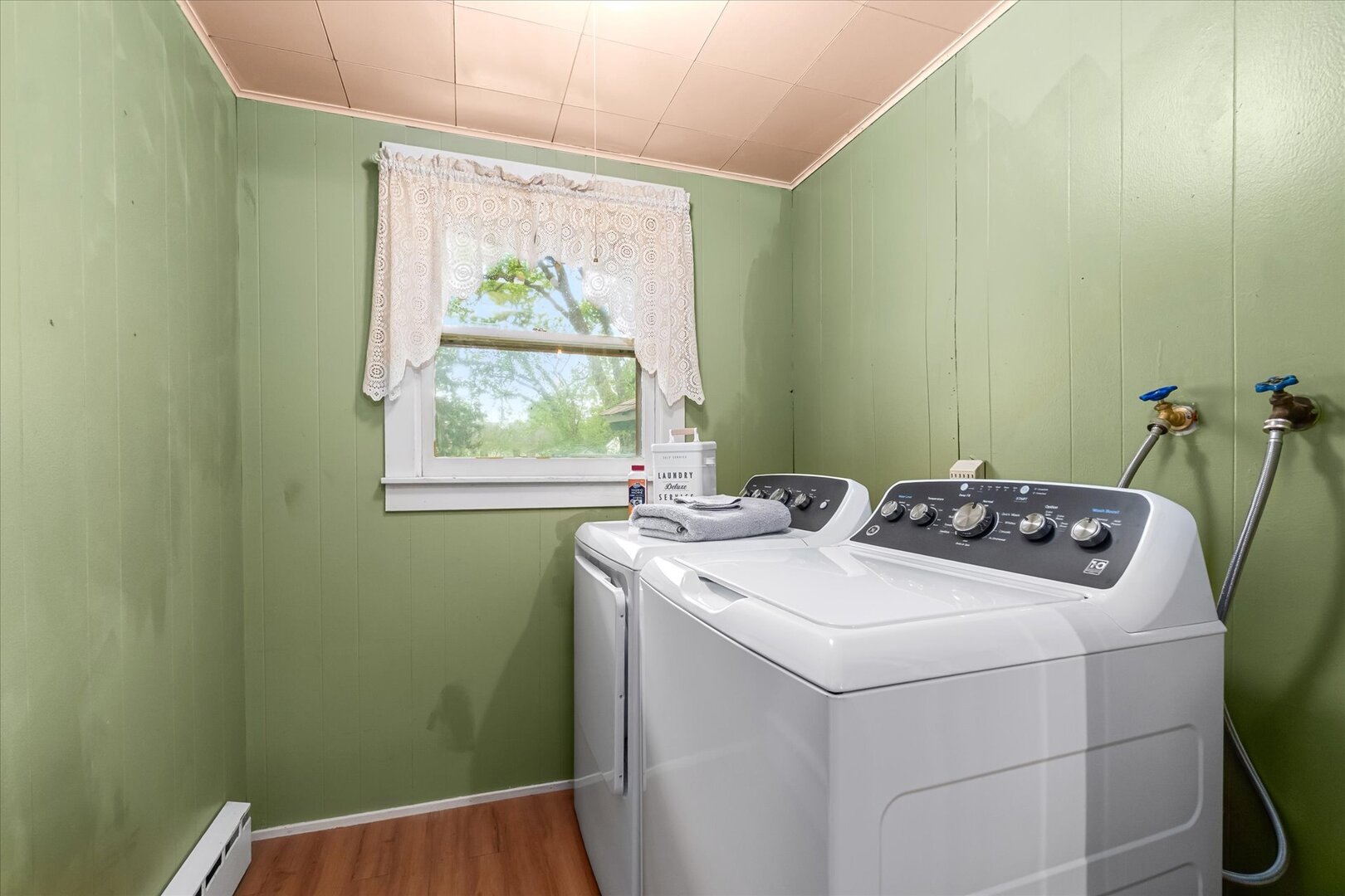 309 North Street, Earlville, IL 60518