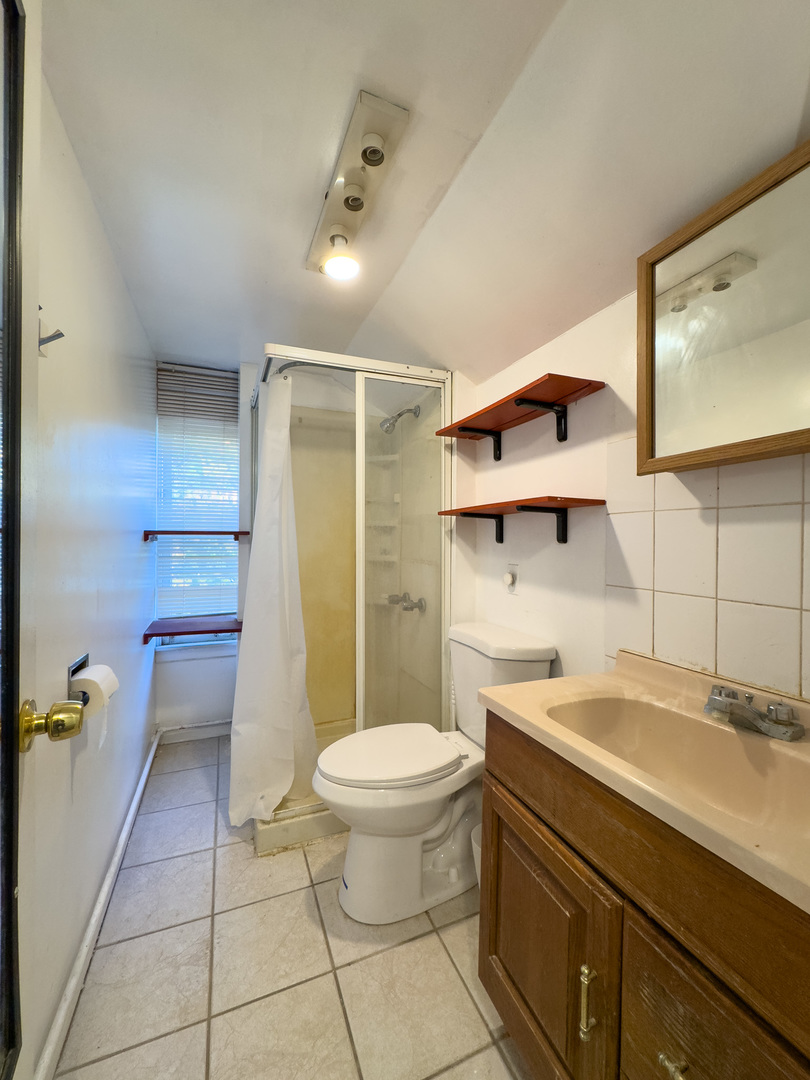 8S057 S Vine Street, Burr Ridge, IL 60527