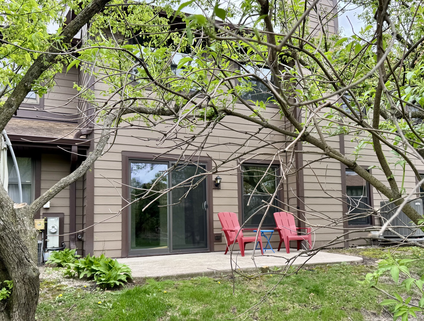 132 White Birch Lane, Westmont, IL 60559