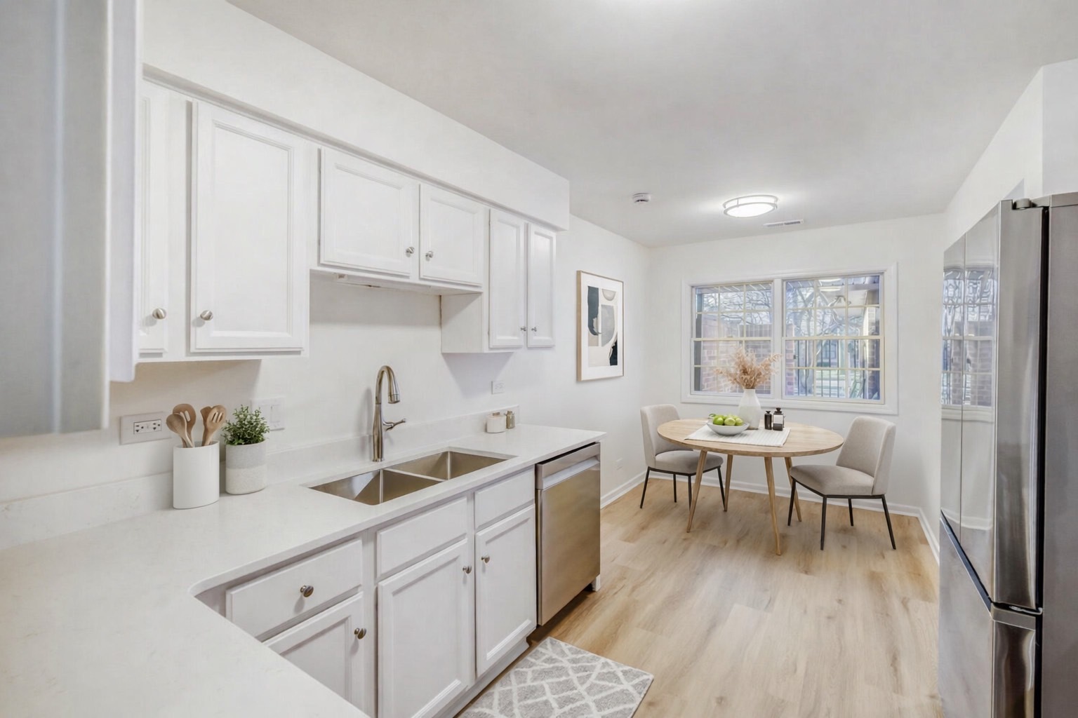 132 White Birch Lane, Westmont, IL 60559