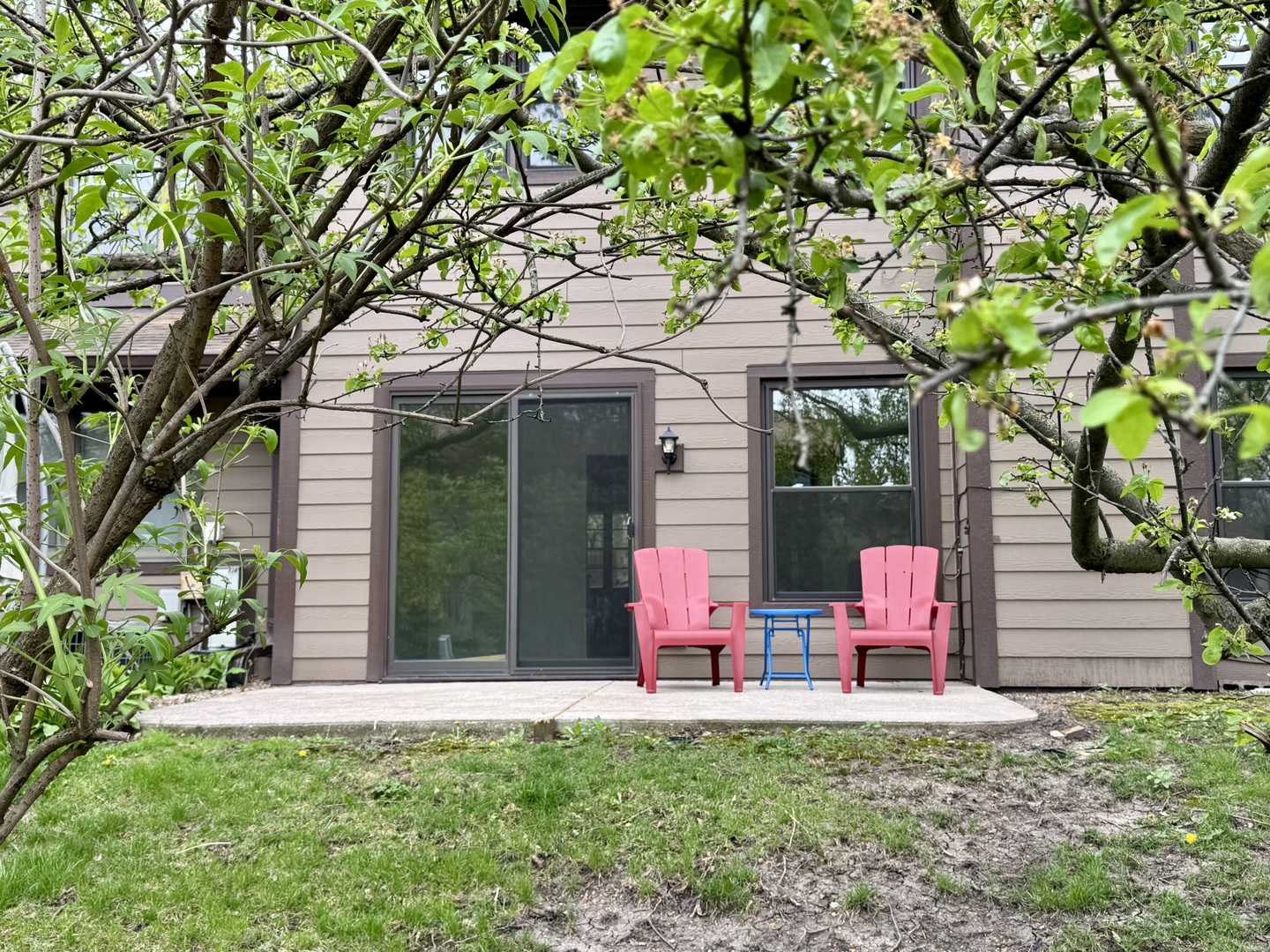 132 White Birch Lane, Westmont, IL 60559