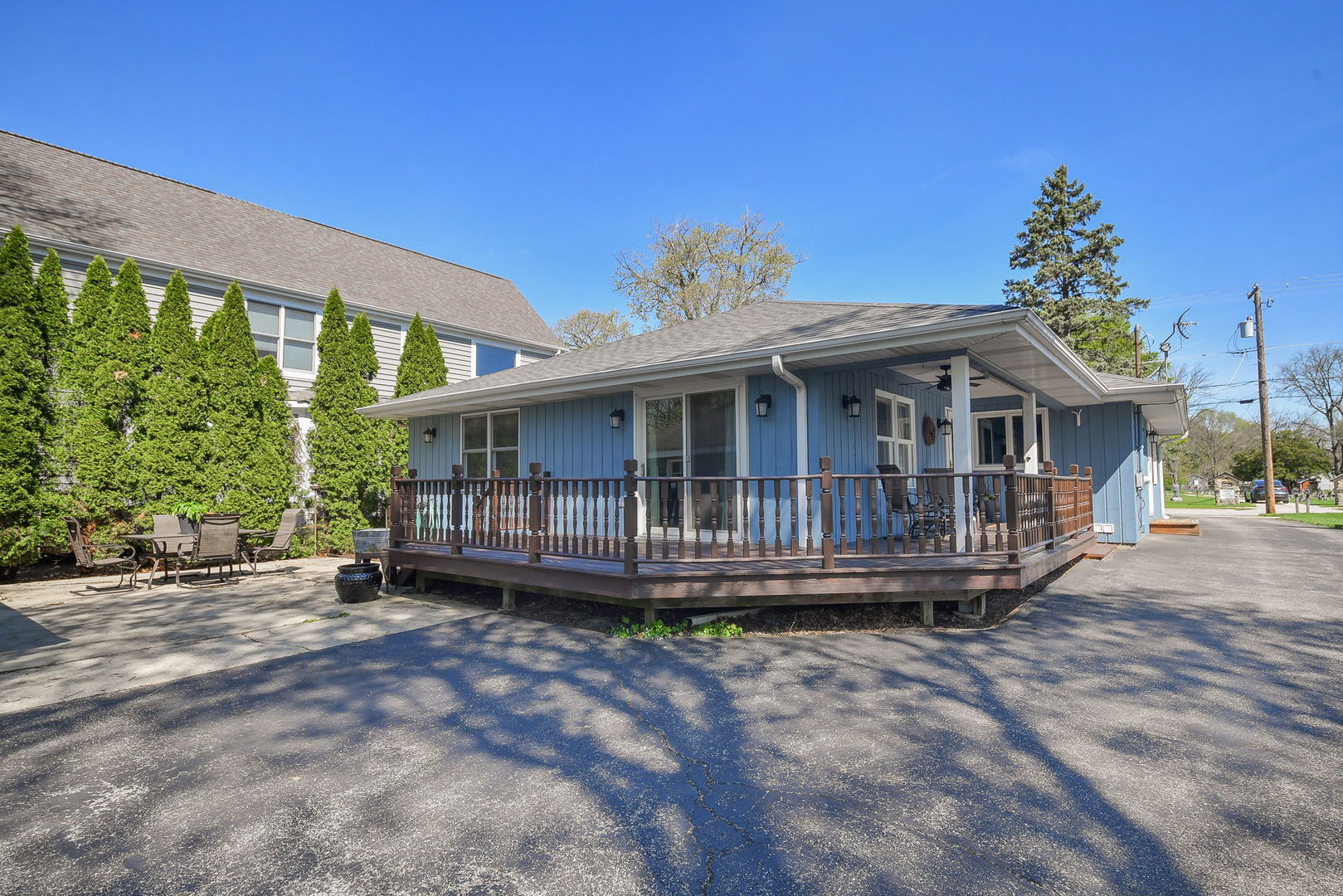 Warrenville, IL 60555