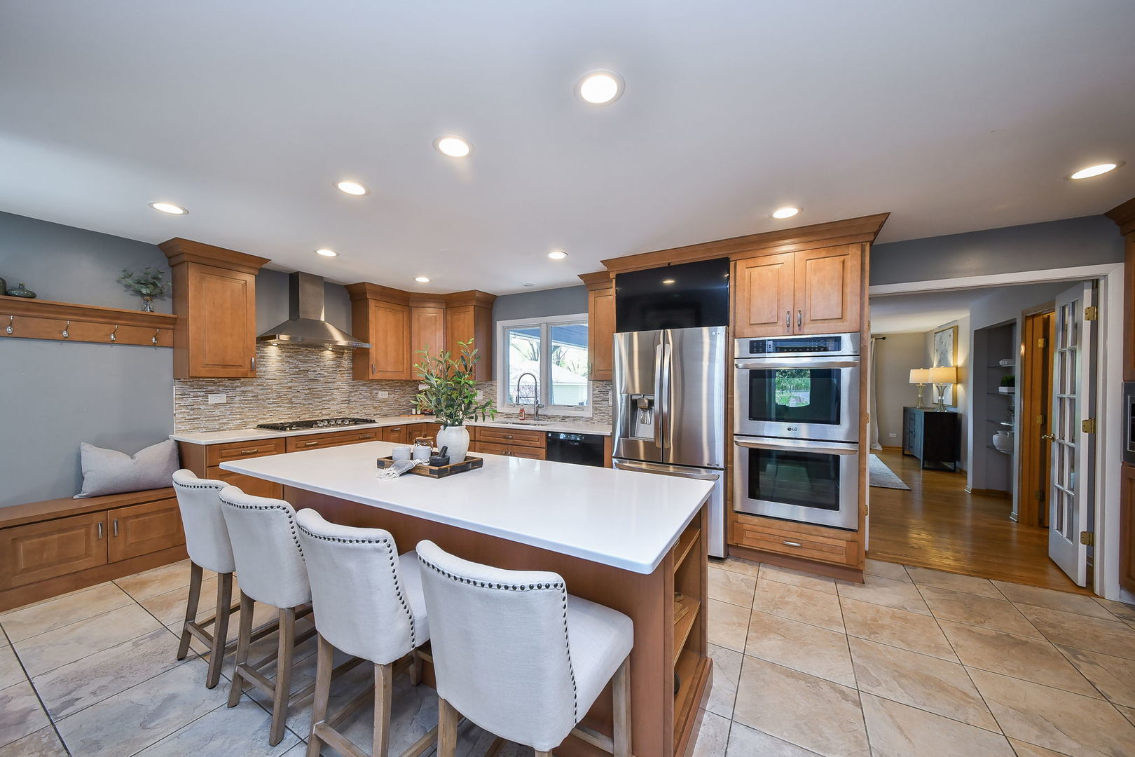 Warrenville, IL 60555