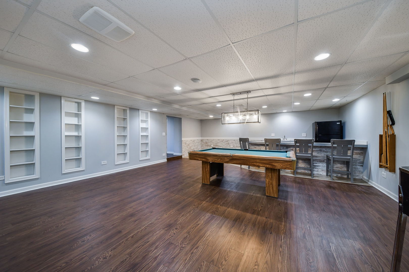 Warrenville, IL 60555