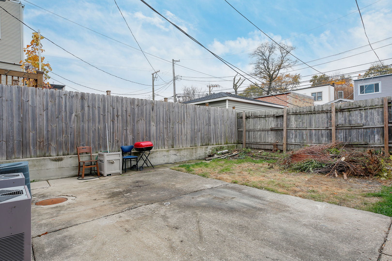 2820 N SACRAMENTO Avenue #3, Chicago, IL 60618