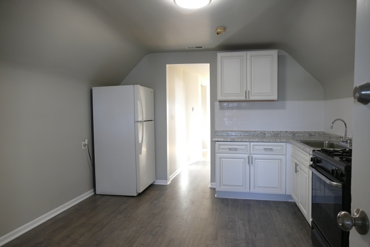 2820 N SACRAMENTO Avenue #3, Chicago, IL 60618