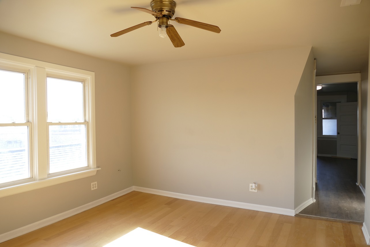 2820 N SACRAMENTO Avenue #3, Chicago, IL 60618