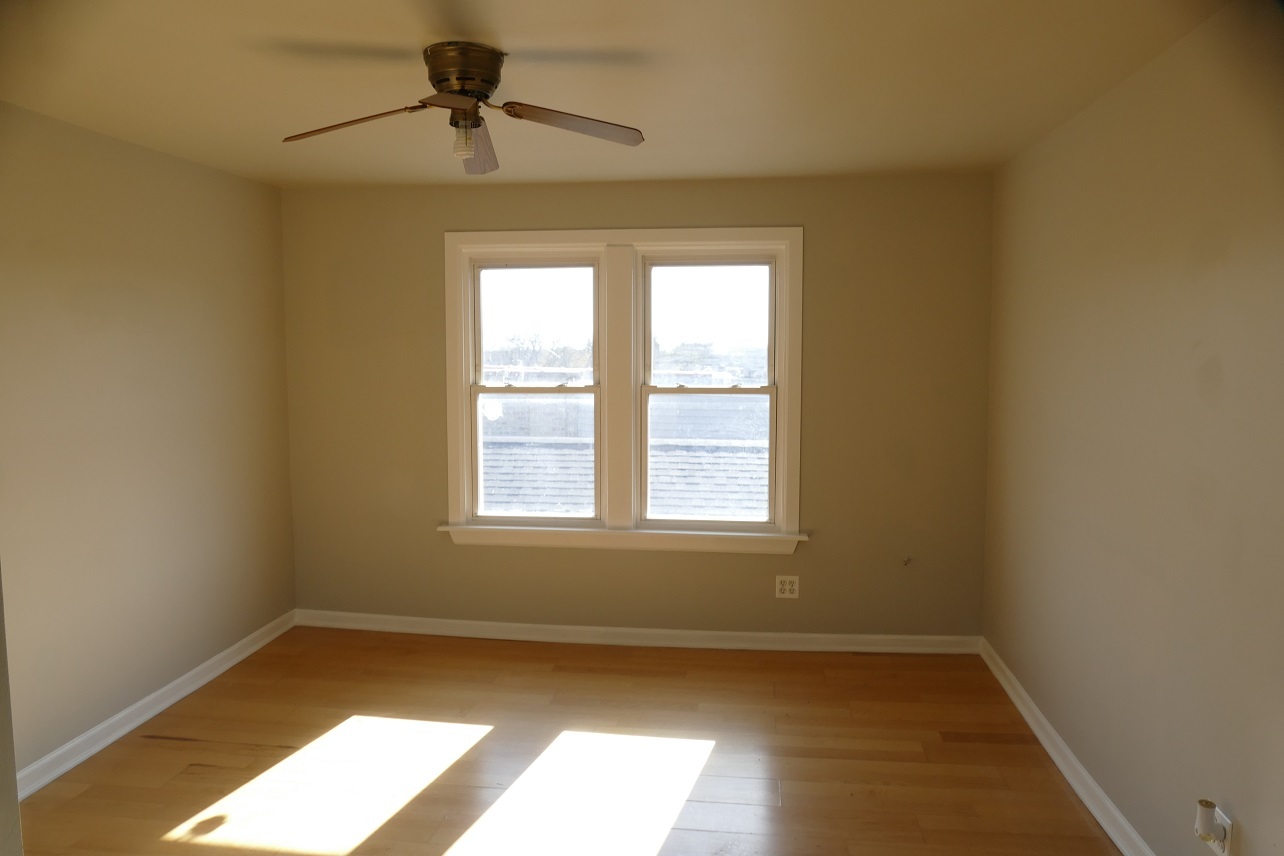 2820 N SACRAMENTO Avenue #3, Chicago, IL 60618