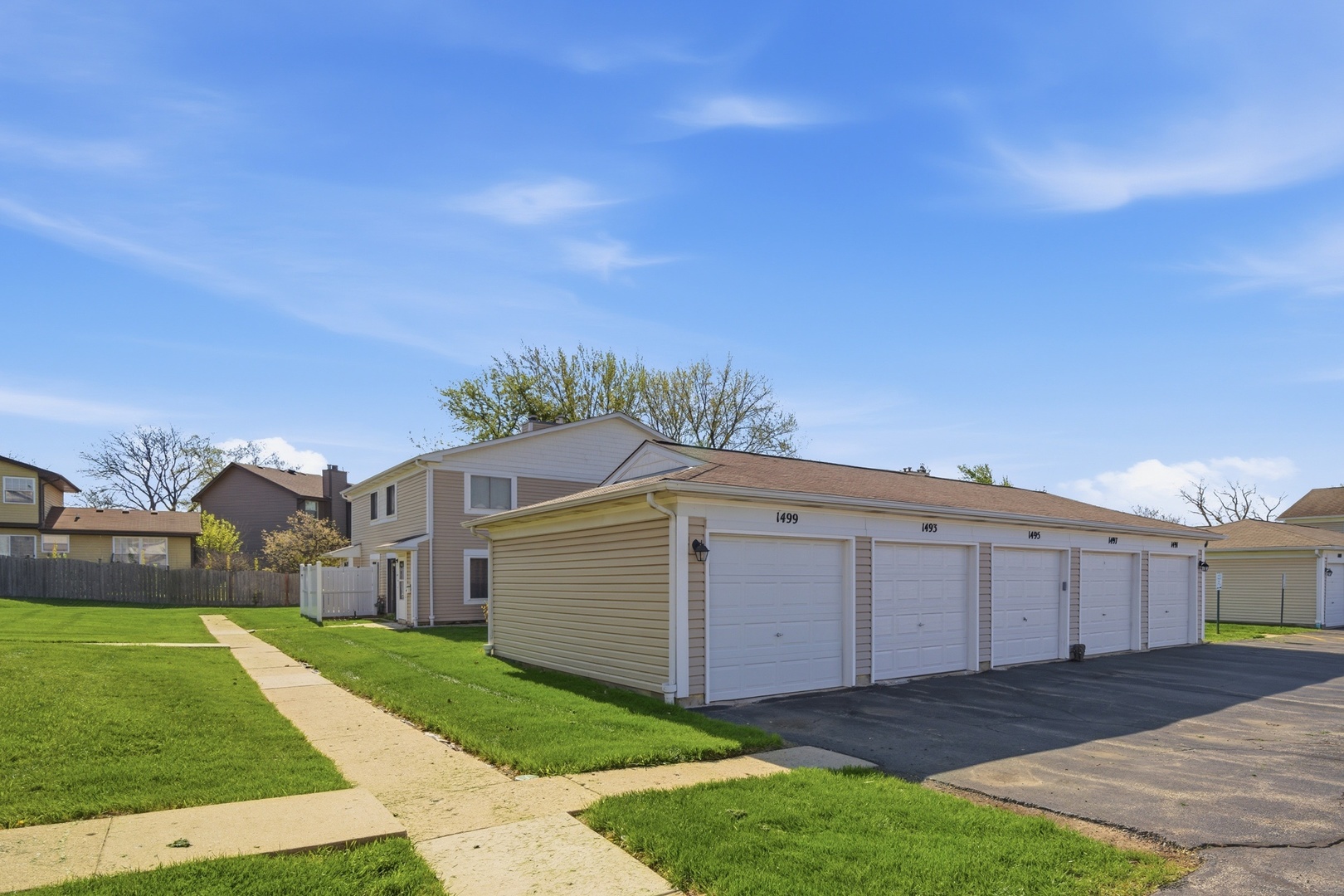 Hoffman Estates, IL 60169