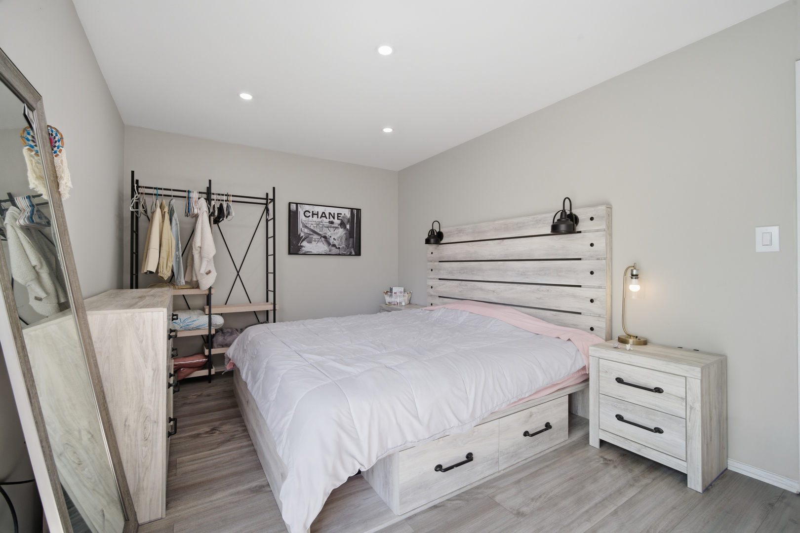 Hoffman Estates, IL 60169