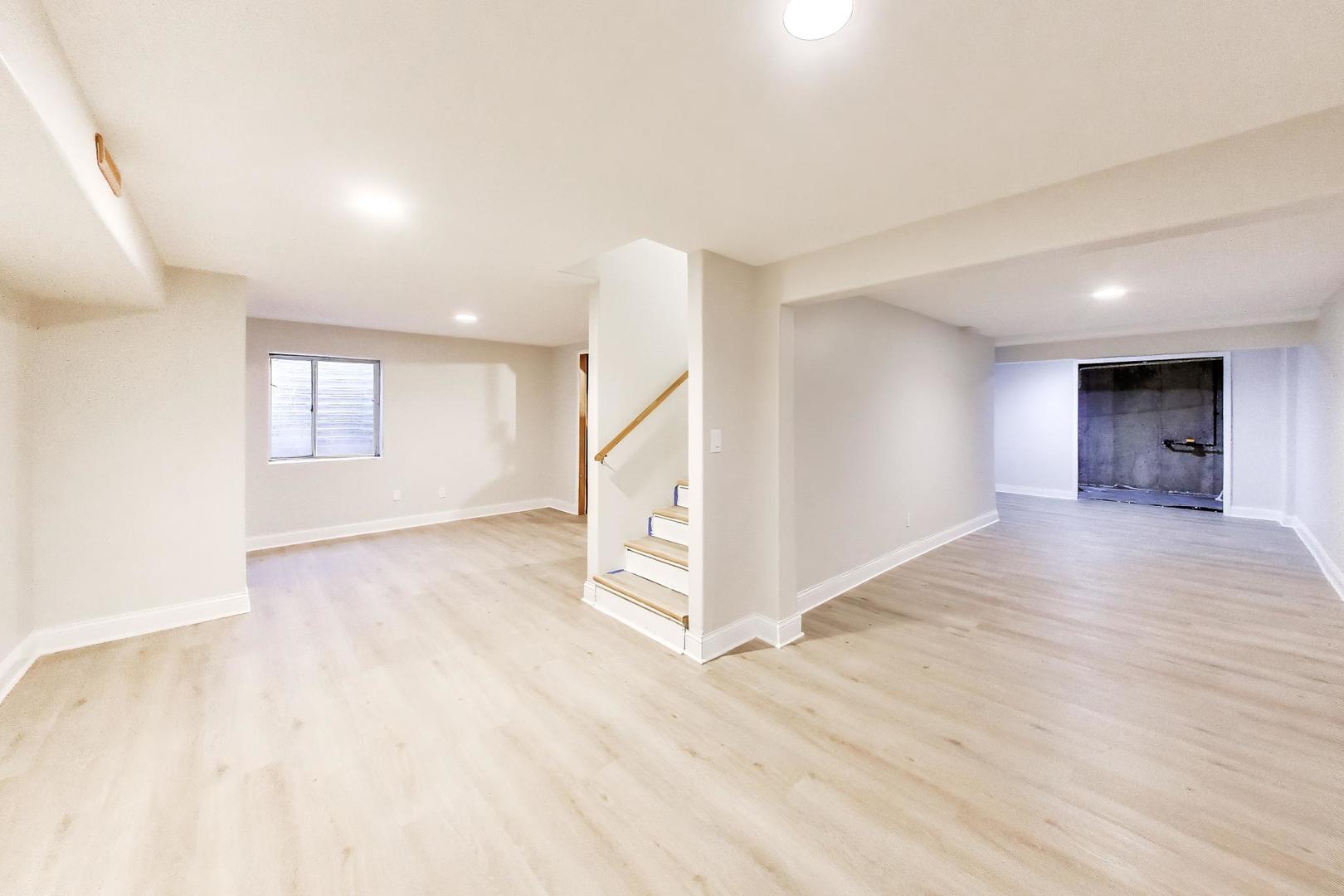 2219 Rossiter Parkway, Plainfield, IL 60586