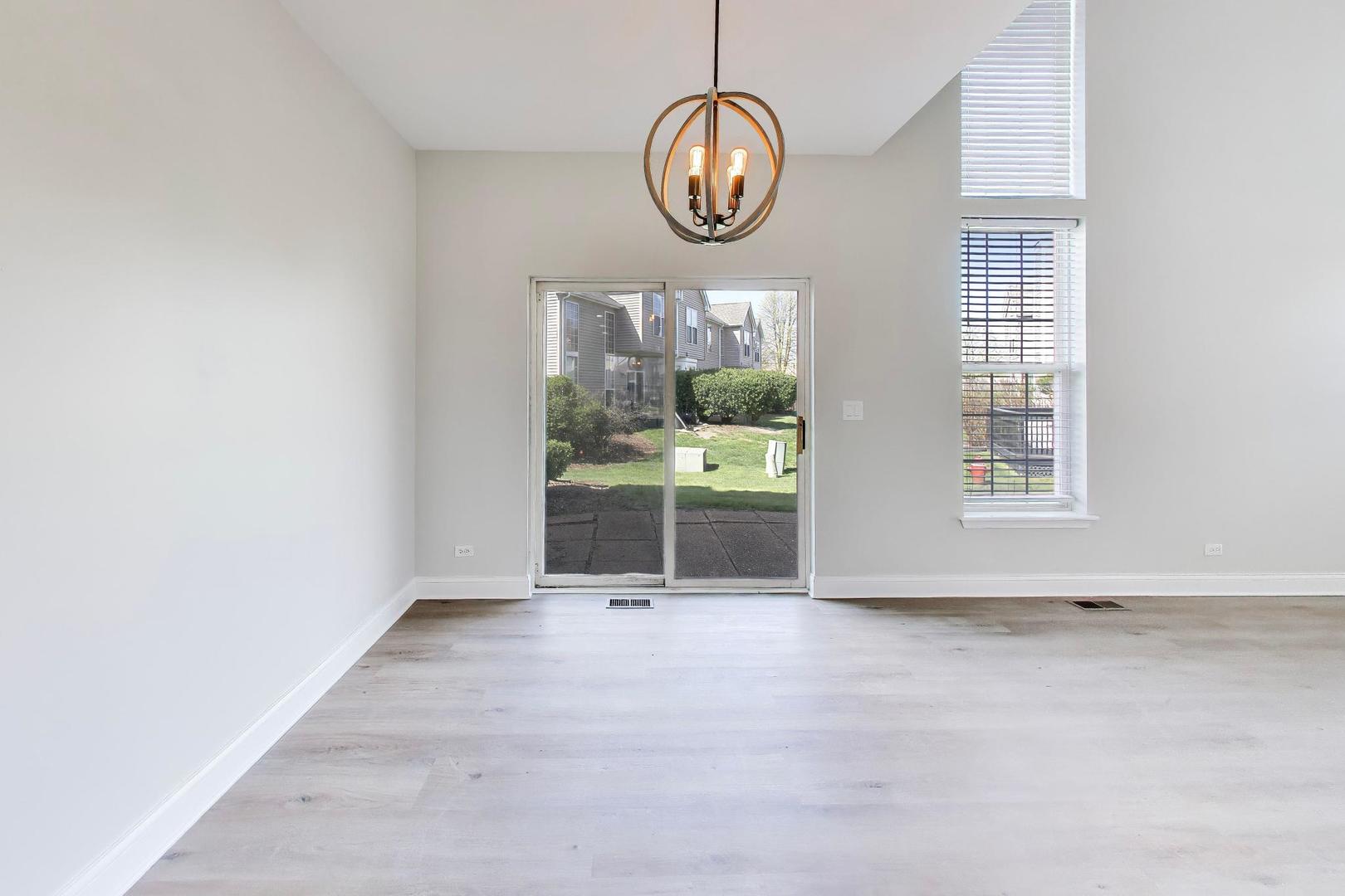 2219 Rossiter Parkway, Plainfield, IL 60586